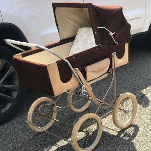 Antique 1980's Giordani Baby Carriage
